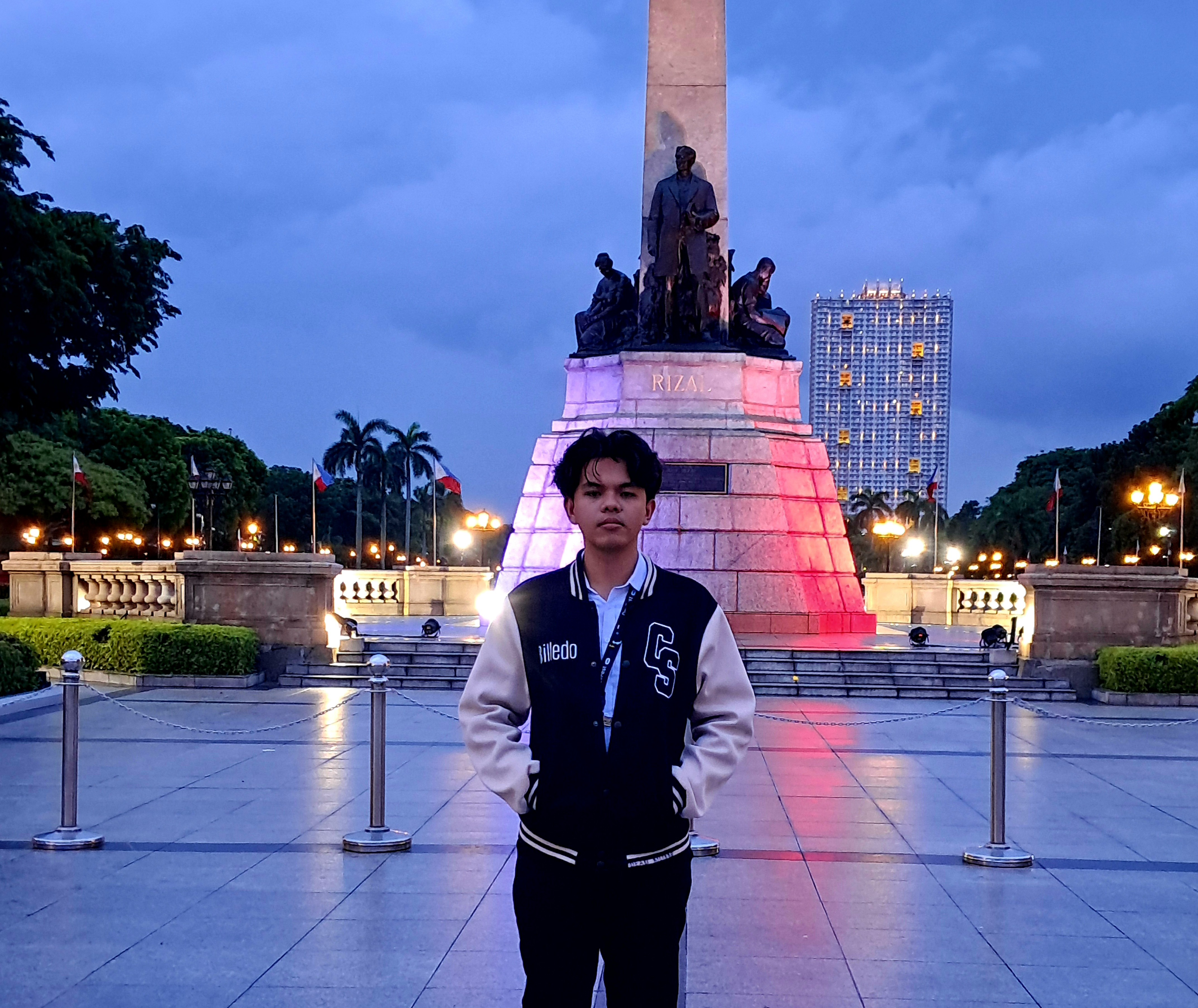 Fort Santiago historical walking tour in Intramuros
